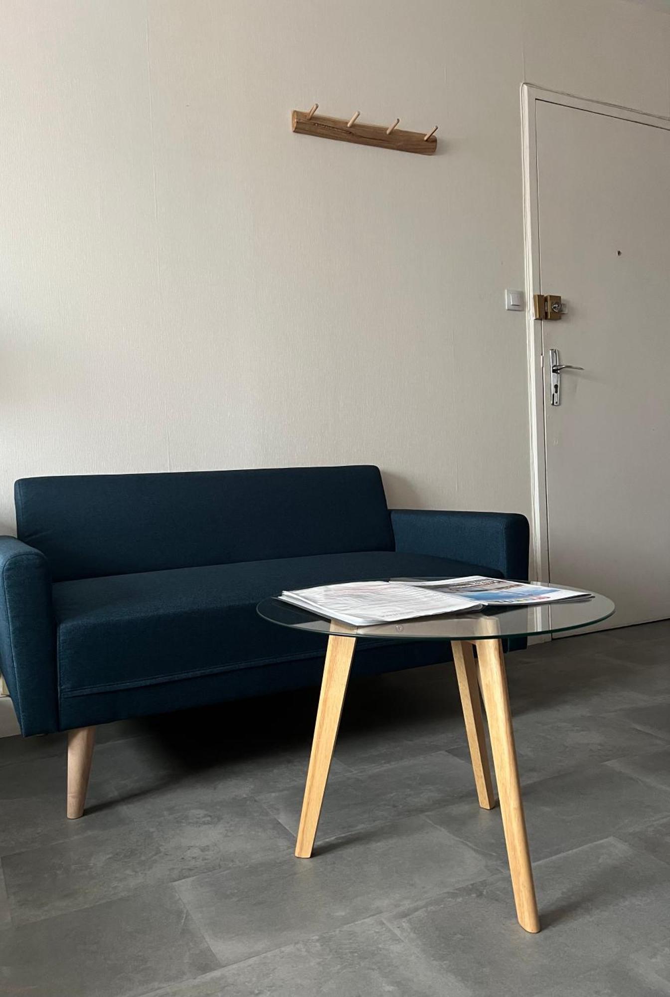 Joli Studio Avec Parking Prive, Bien Situe 穆兰 外观 照片